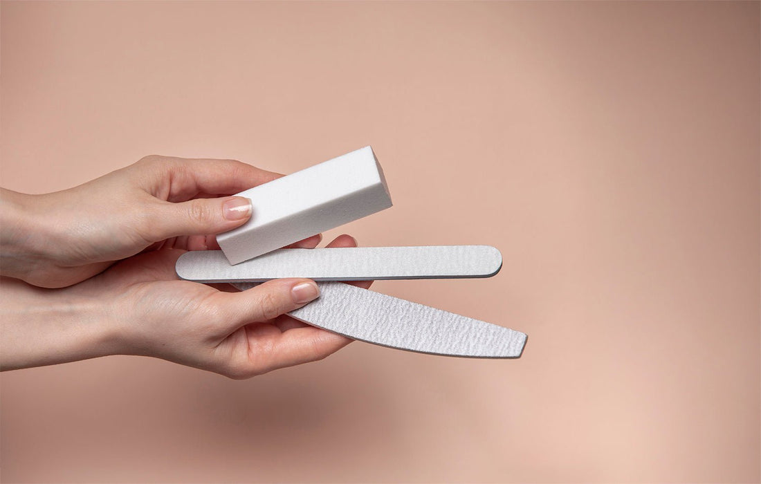 Hur filar man naglar? Guide för tå- och fingernaglar