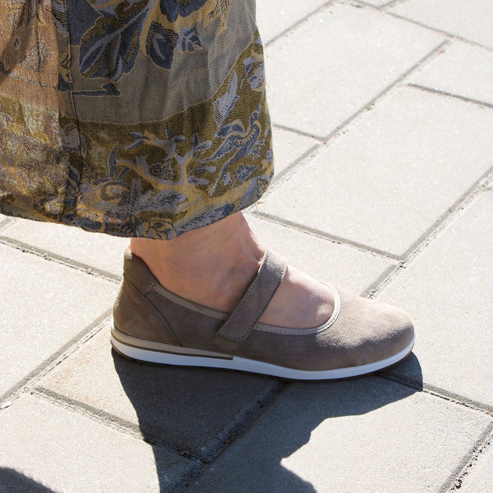 Produktbild 2 - Minfot Ballerinaskor med rem Joyce Stretch Nubuck Stone