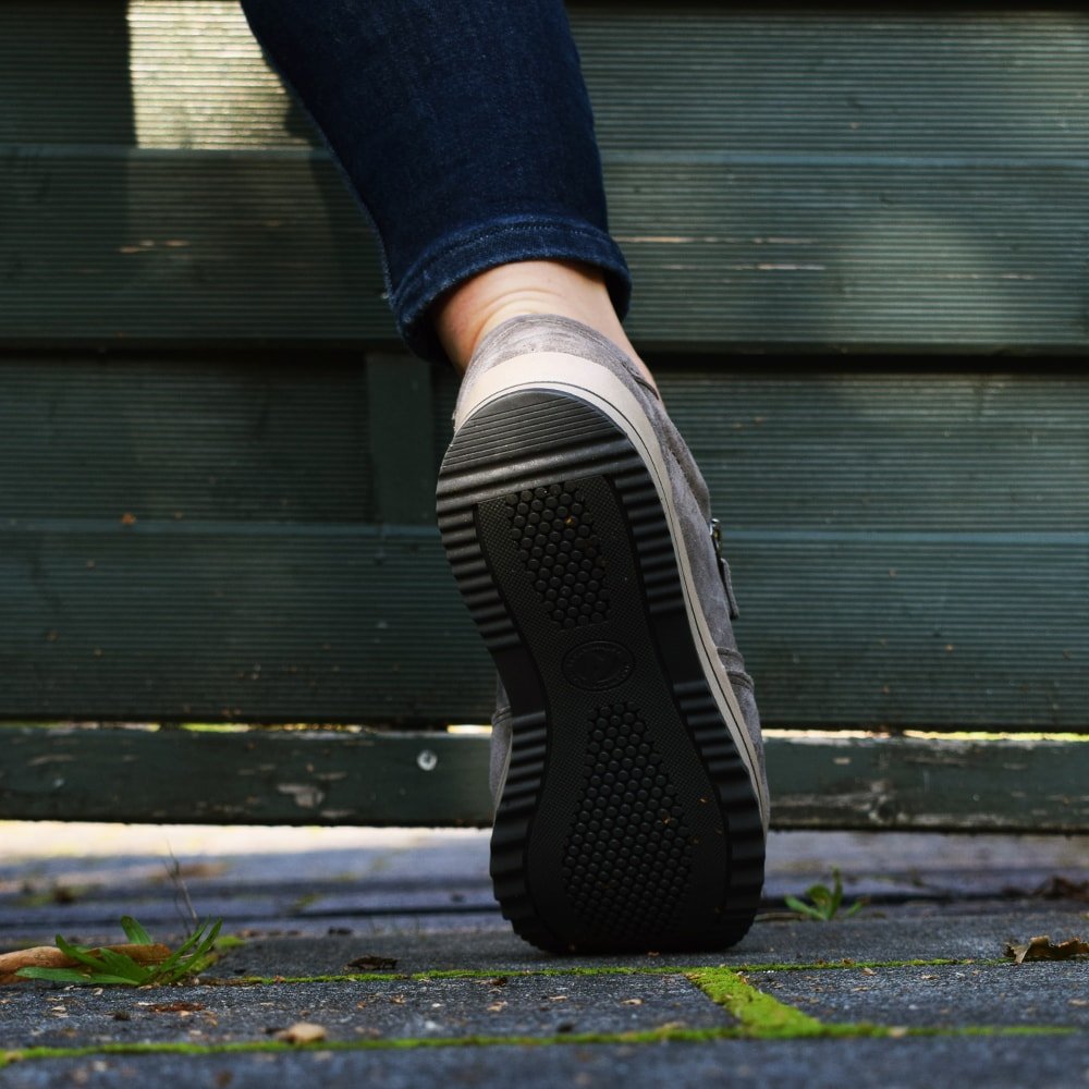 Minfot Cloe Sneaker Dragkedja Mocka Taupe