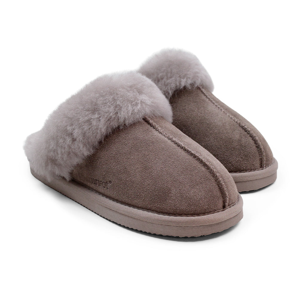 Minfot Fårskinnstofflor Slip-on Duved med sula Stone