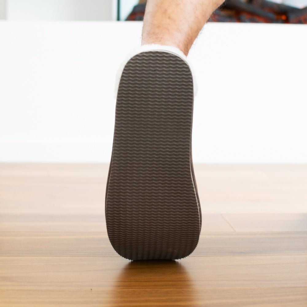 Minfot Fårskinnstofflor Slip-on Orust med sula Waxed Stone