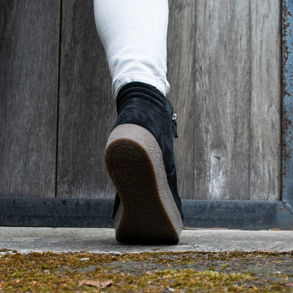 Minfot Vera Boots Dubbel Dragkedja Mocka Svart