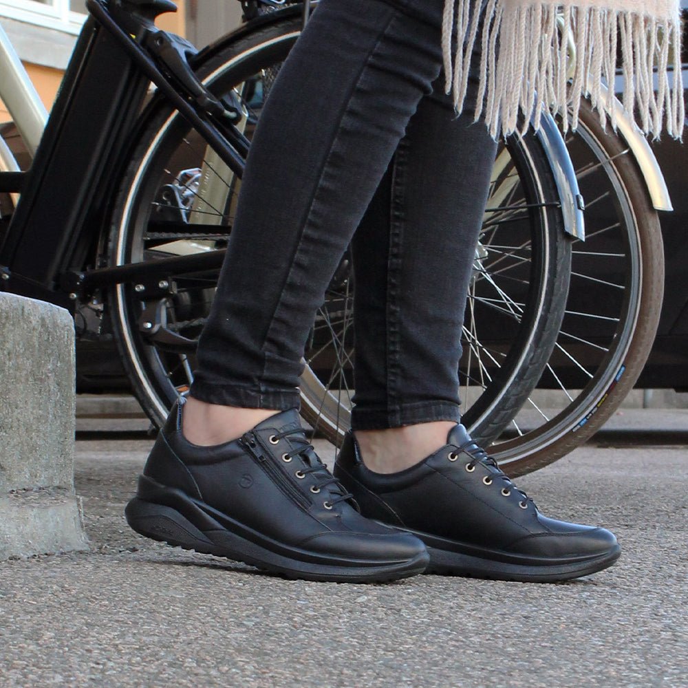 Minfot Lexi Sneakers Dam Vattenavvisande TEX Skinn Svart