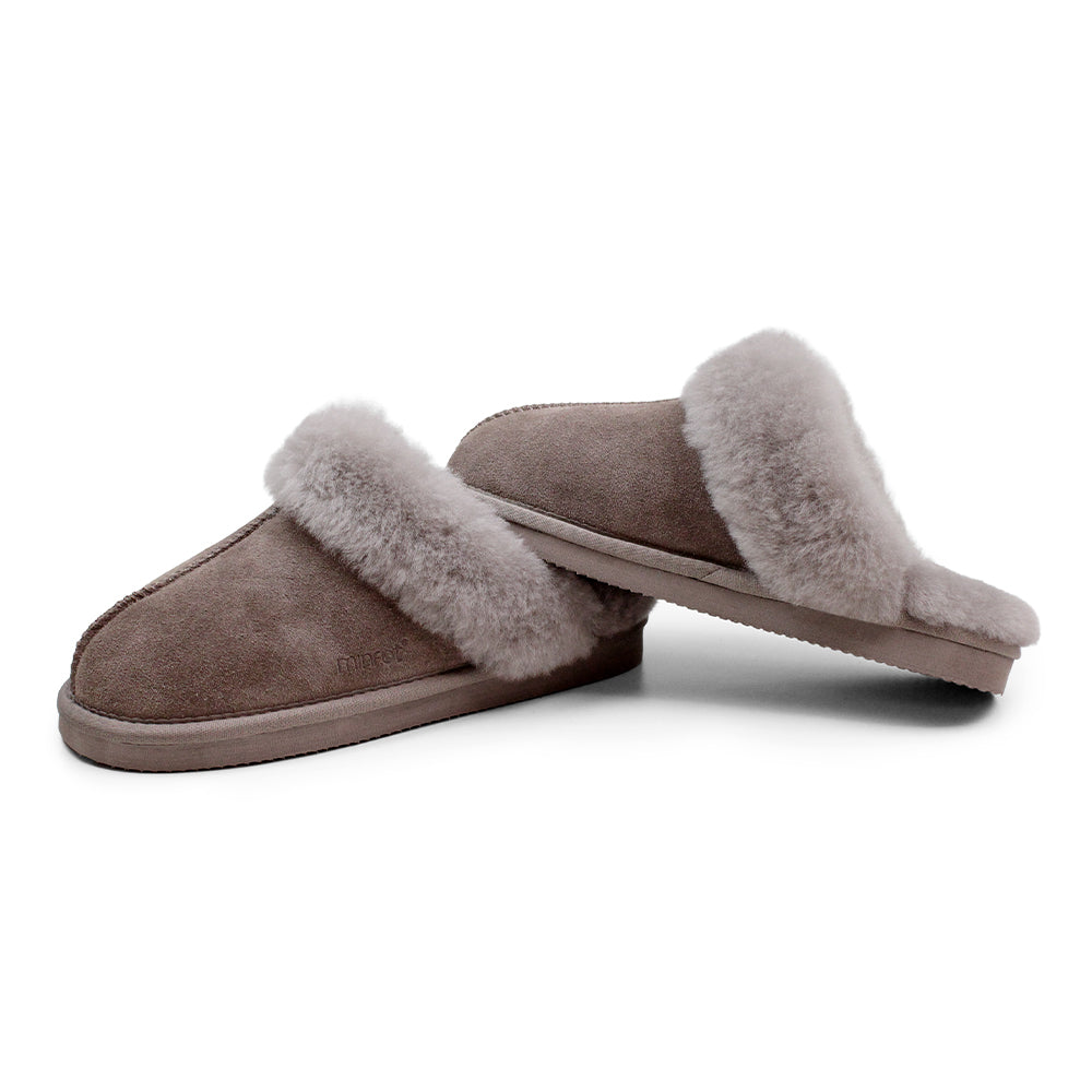 Minfot Fårskinnstofflor Slip-on Duved med sula Stone