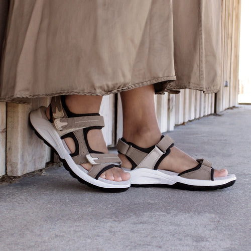 Minfot Nyhamn Sandaler Dam Brown Beige