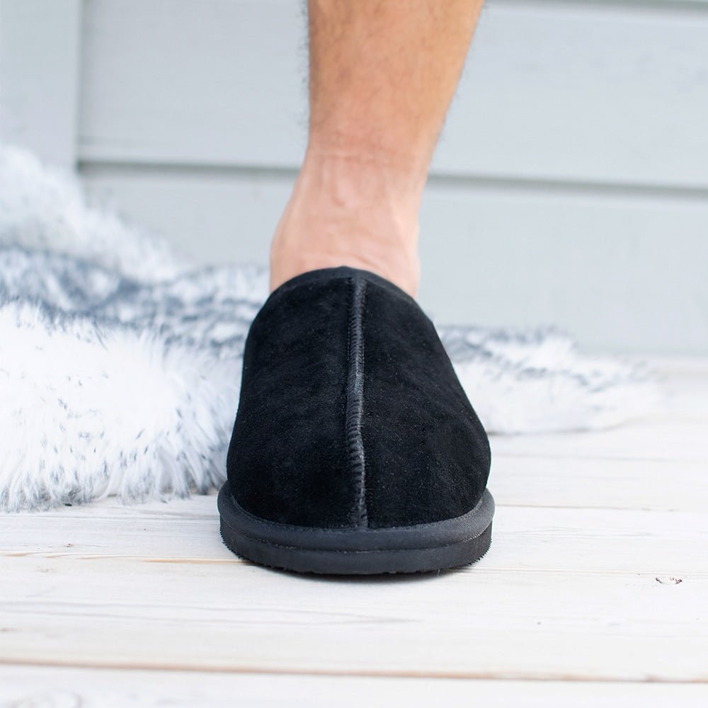 Minfot Fårskinnstofflor Slip-on Orust med sula Svart