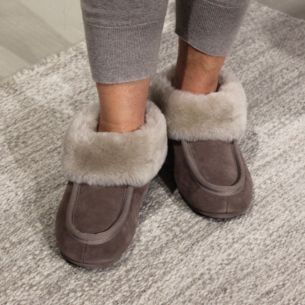 Minfot Fårskinnstofflor Sunne Taupe Mocka
