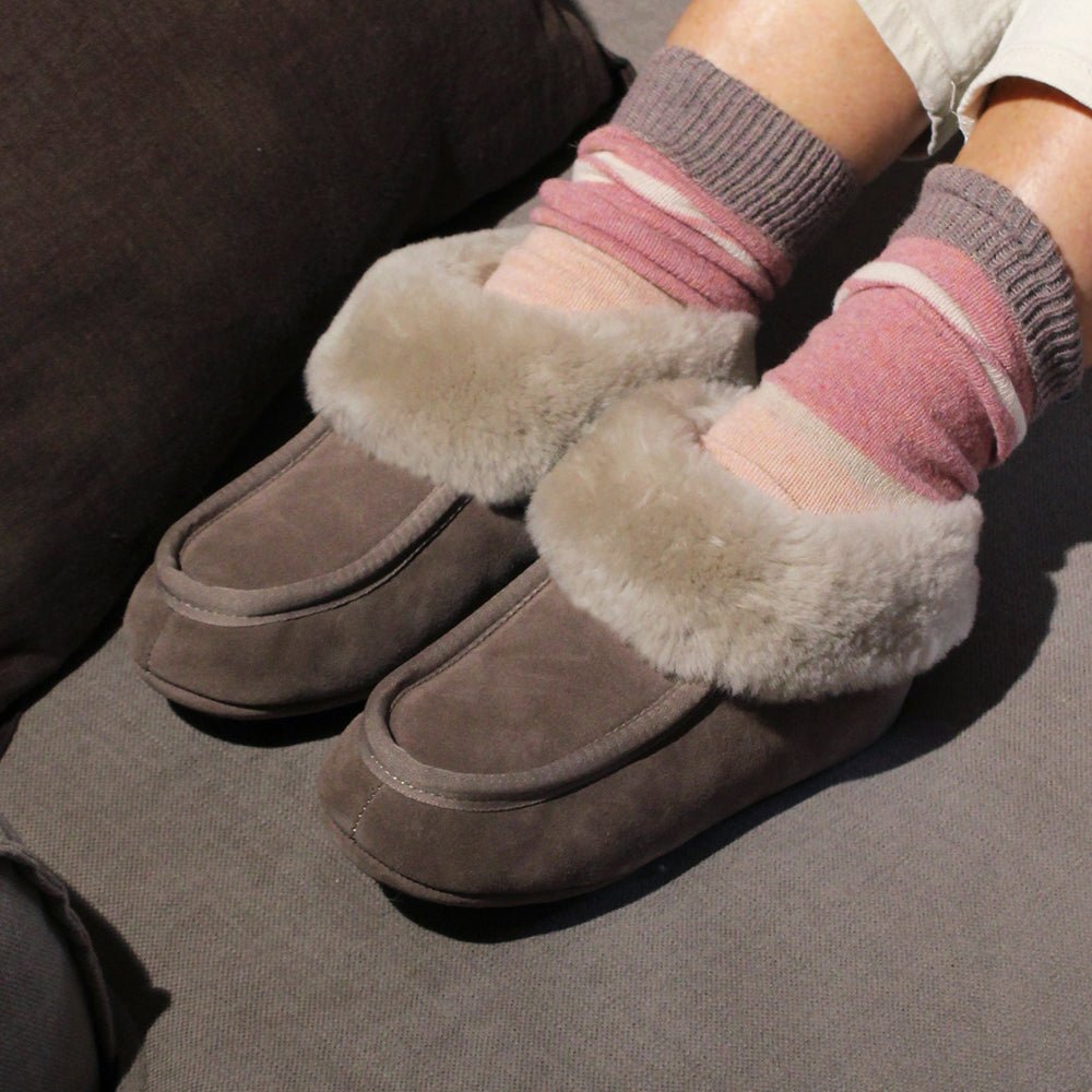 Minfot Fårskinnstofflor Hemse med sula Taupe