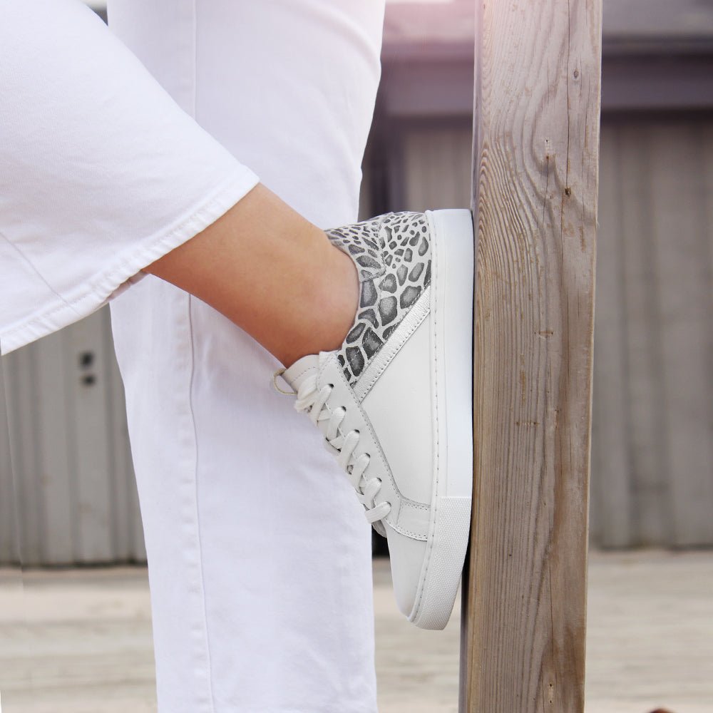 Minfot Comfort Sneakers Skinn Leopard Vit