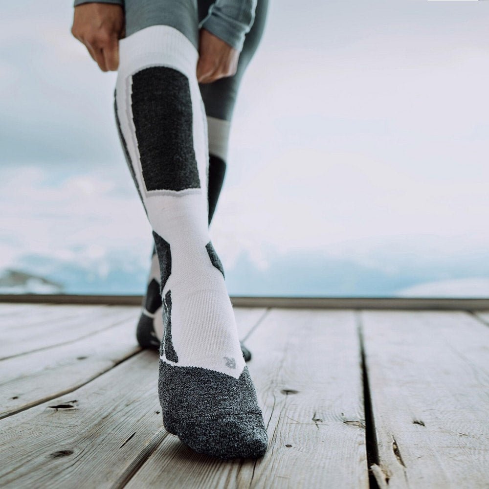 Produktbild 8 - Falke SK2 Women Knee-high Socks Offwhite Black