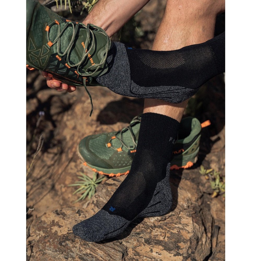 Produktbild 8 - Falke TK2 Short Cool Men Socks Black Mix