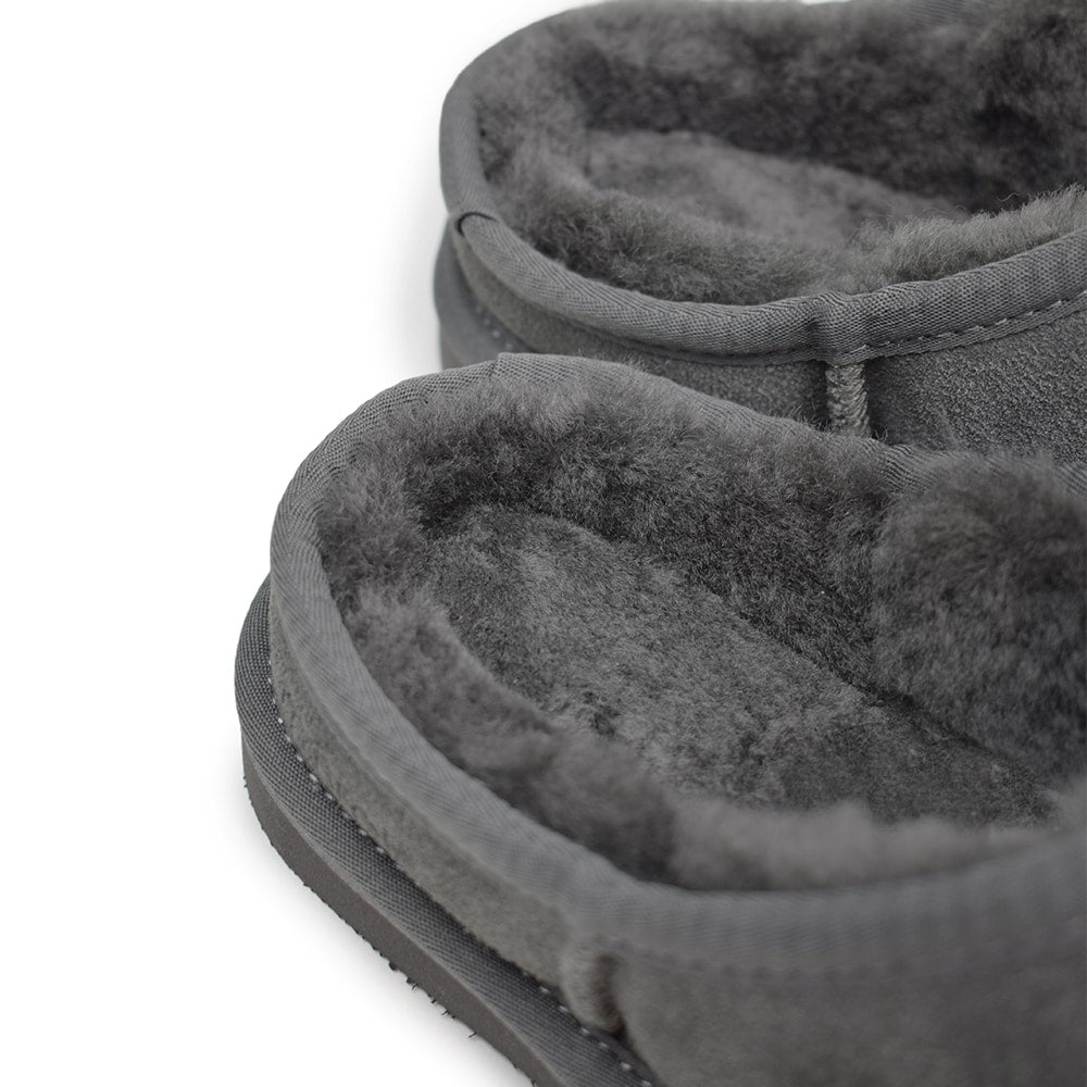 Minfot Fårskinnstofflor Vejle med sula Grå