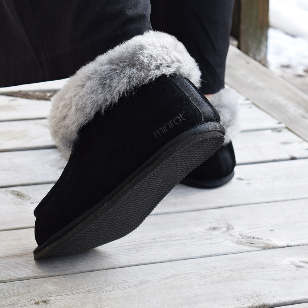 Produktbild 11 - Minfot Fårskinnstofflor Koster med sula Svart