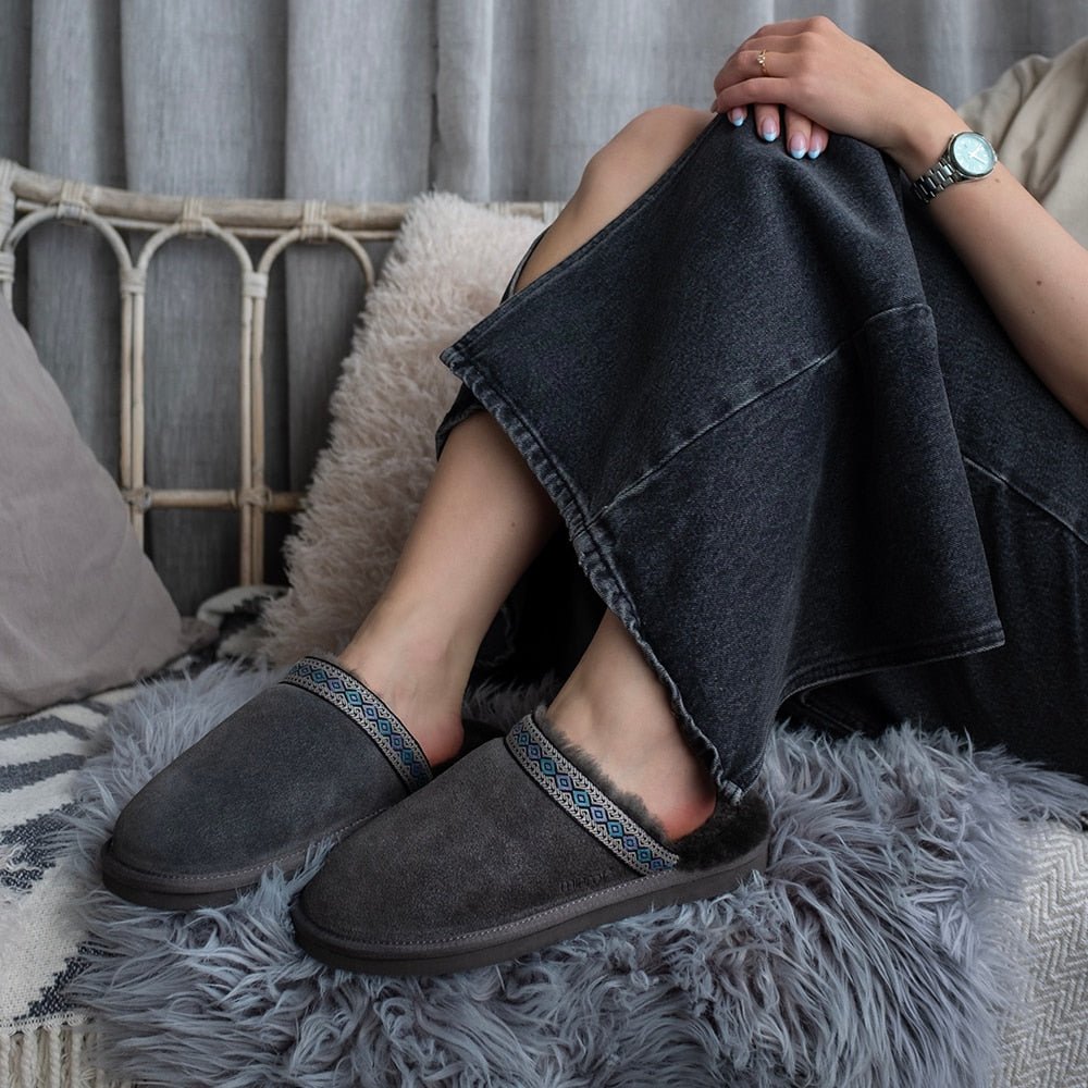 Minfot Fårskinnstofflor Slip-on Myre med sula Grå