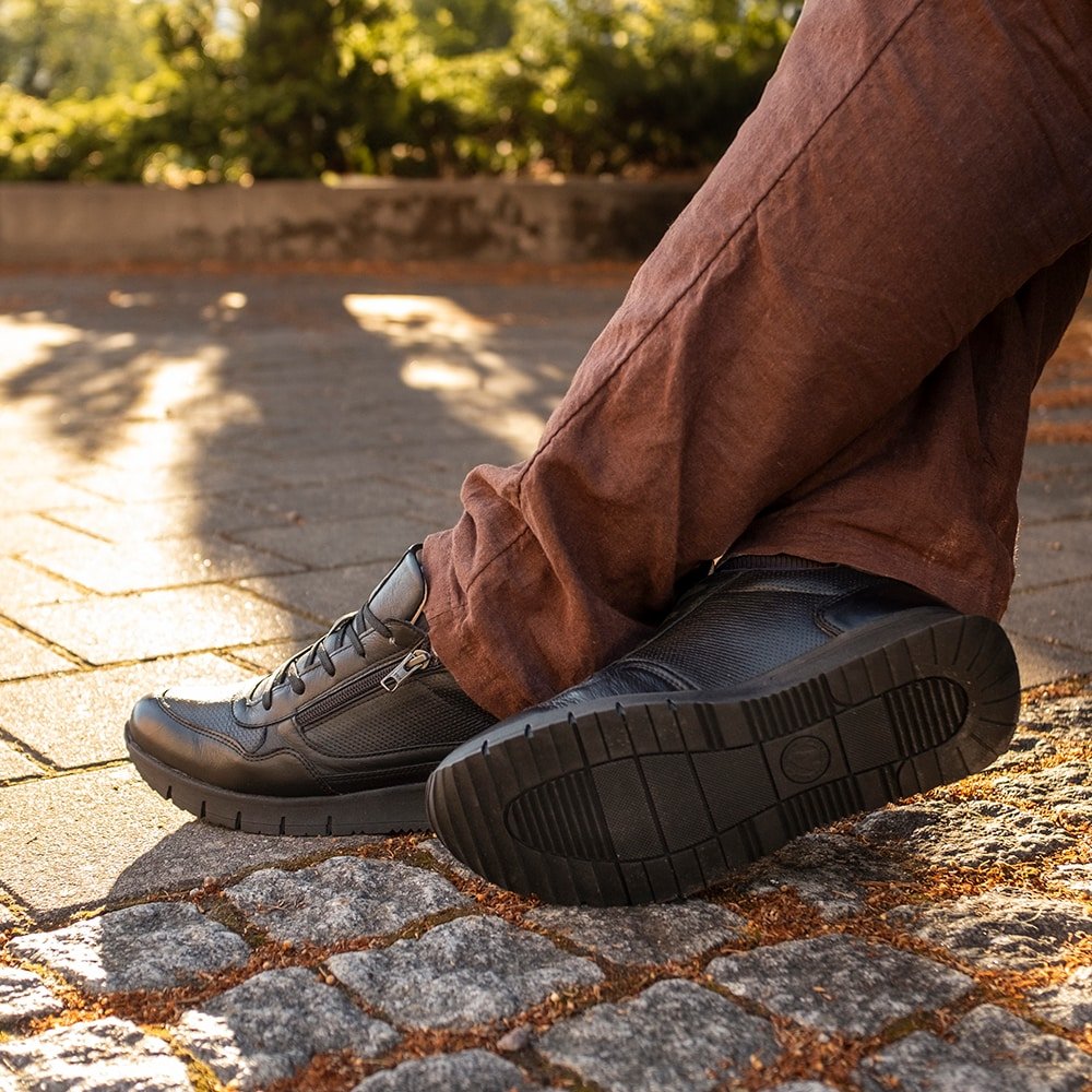 Minfot Max Comfort Sneakers Zip Skinn Svart