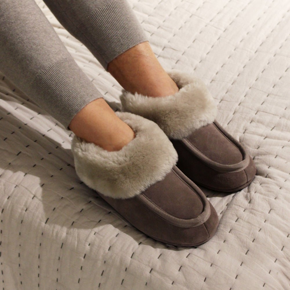 Minfot Fårskinnstofflor Sunne Taupe Mocka