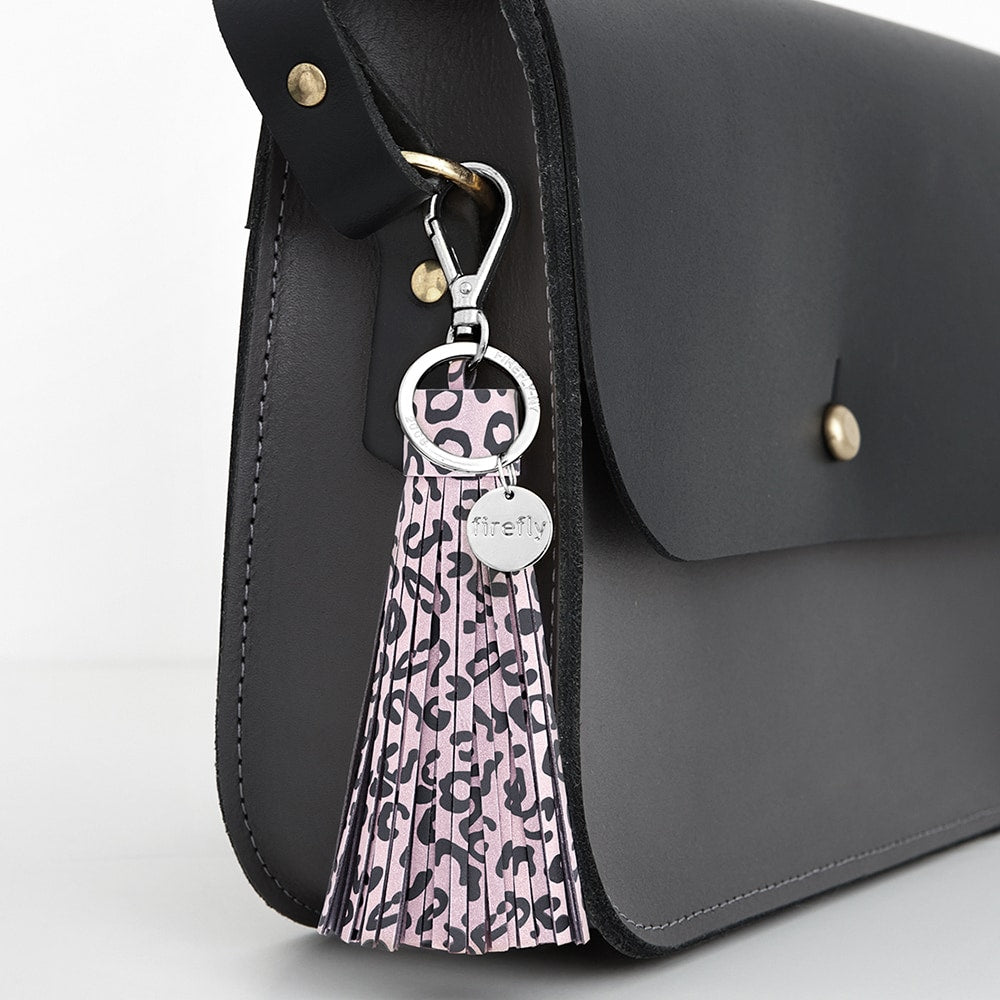 Produktbild 2 - Firefly Reflex Soft Tassel Reflector Leopard Print Lilac