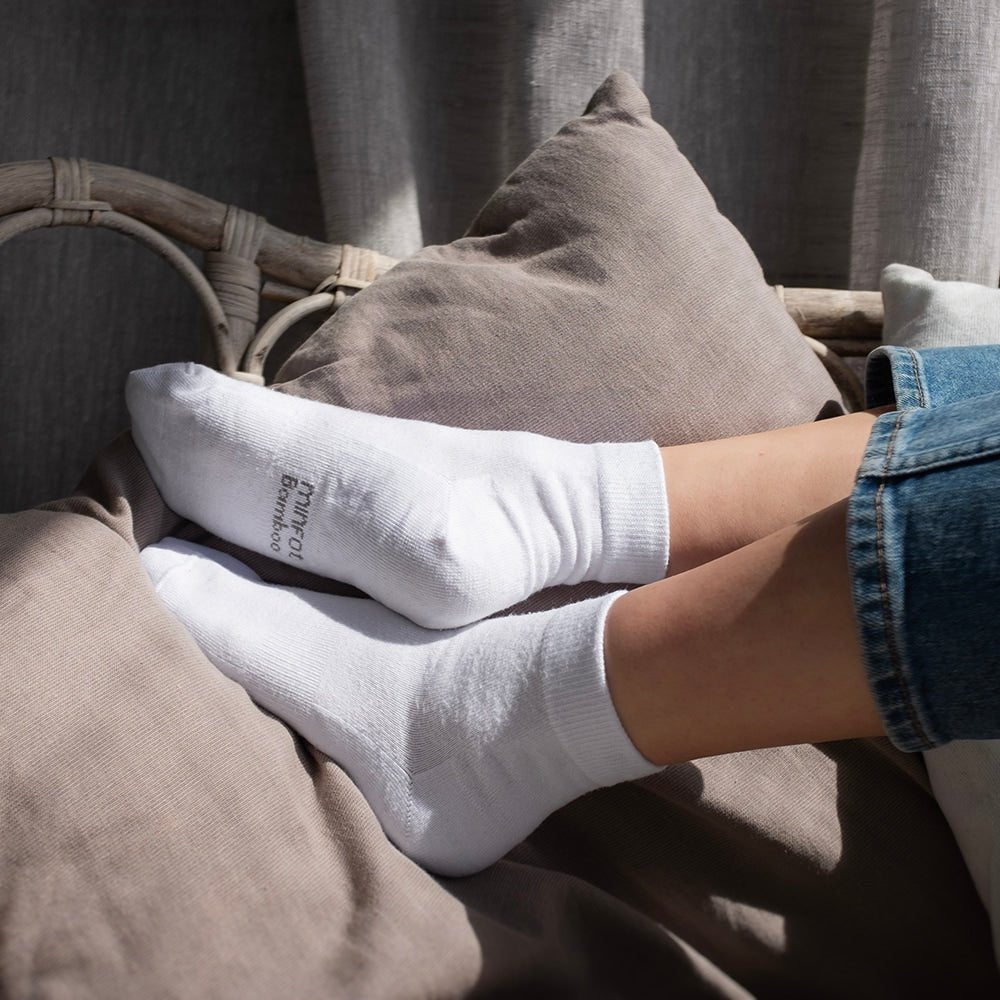 mjuka-strumpor-i-bambuviskos-minfot