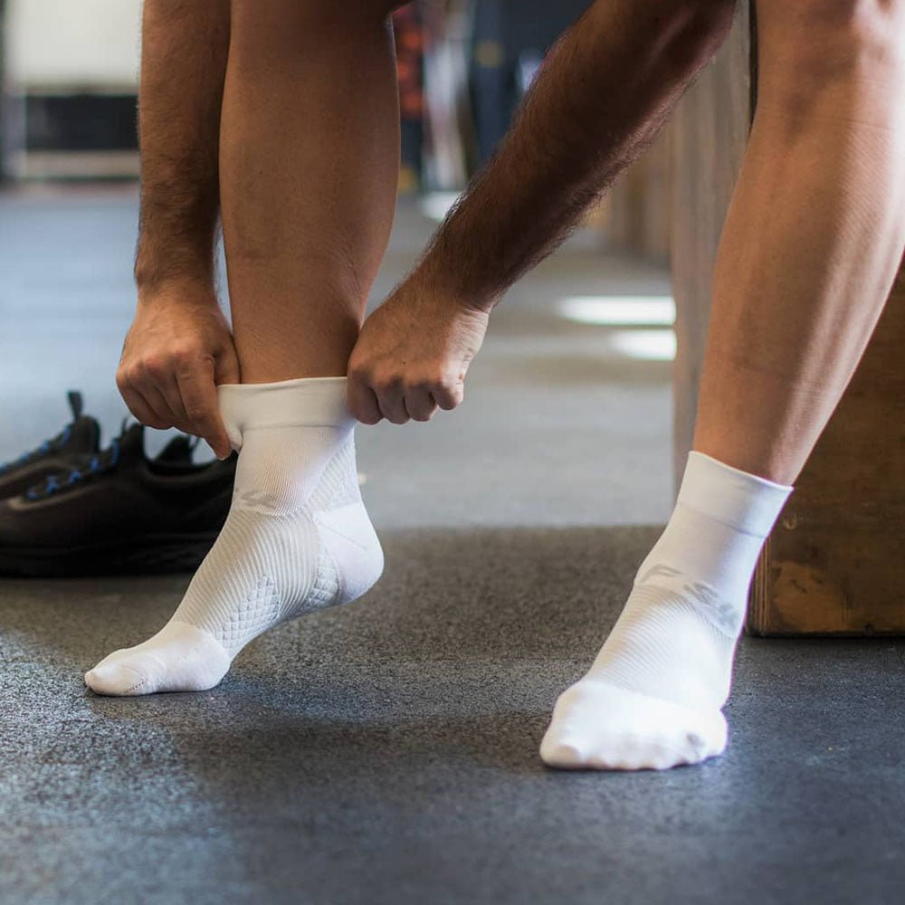 Produktbild 2 - OS1st FS4 Hälsporrestrumpor ¼ Crew Sock White