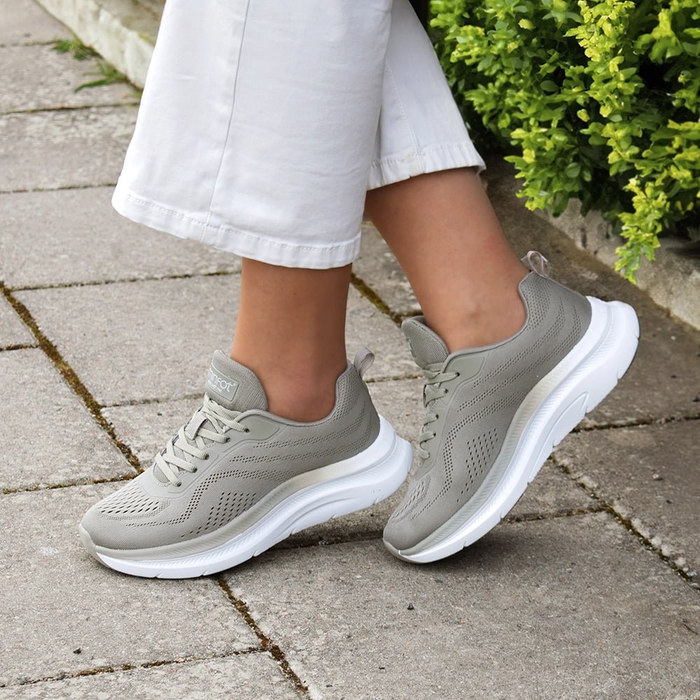RESALE Minfot Sneakers Enjoy Khaki Grön