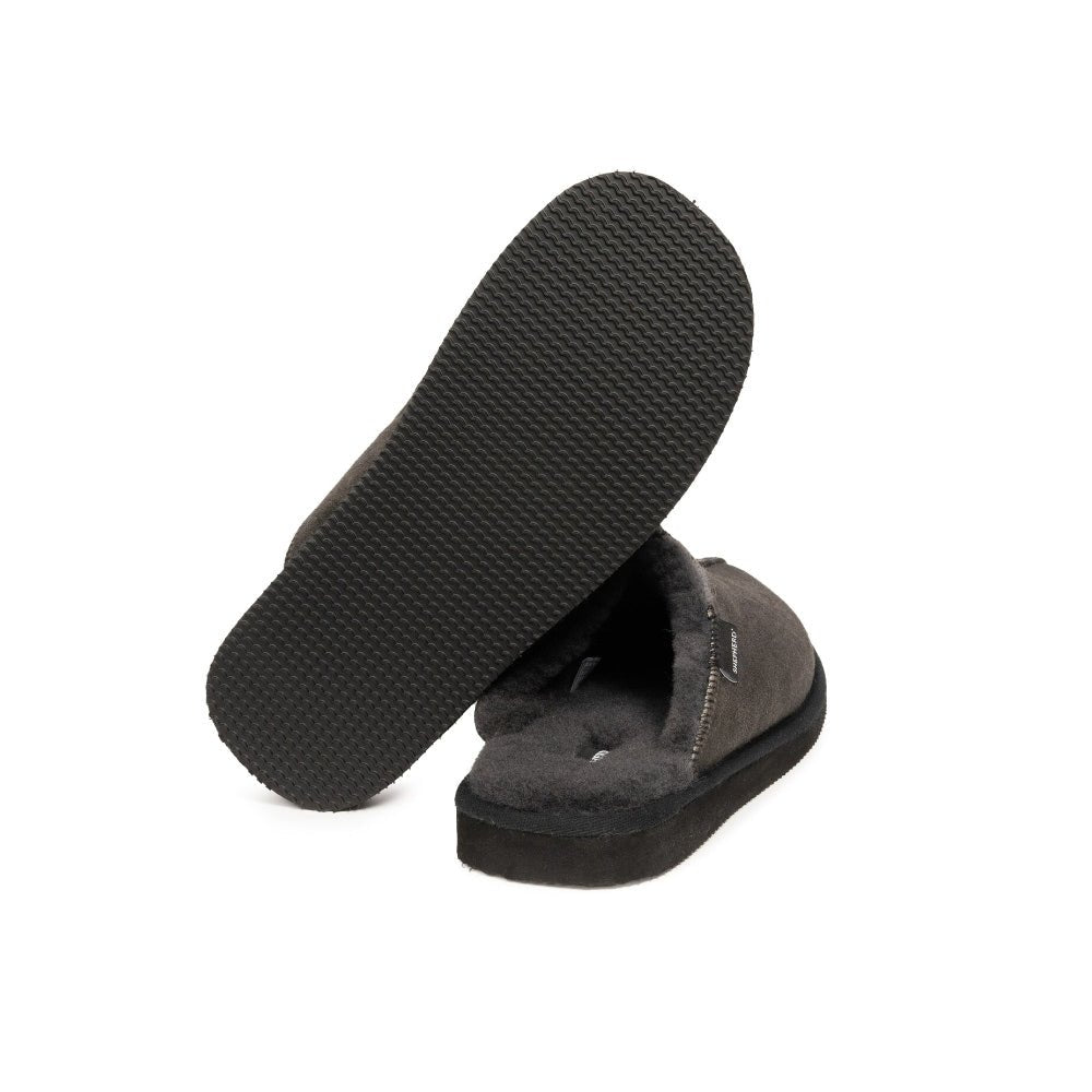 Shepherd Hugo Fårskinnstofflor Matt Svart