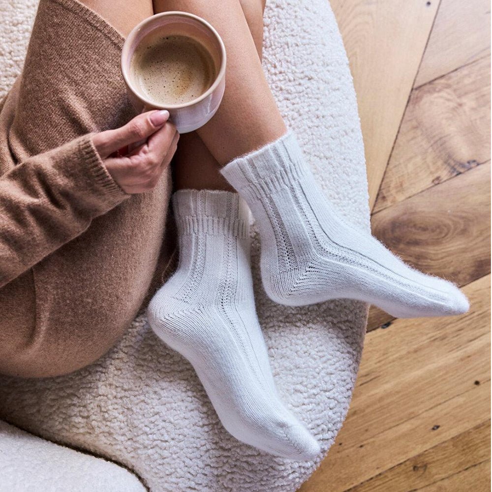 Falke Bedsock Strumpor Dam Vit