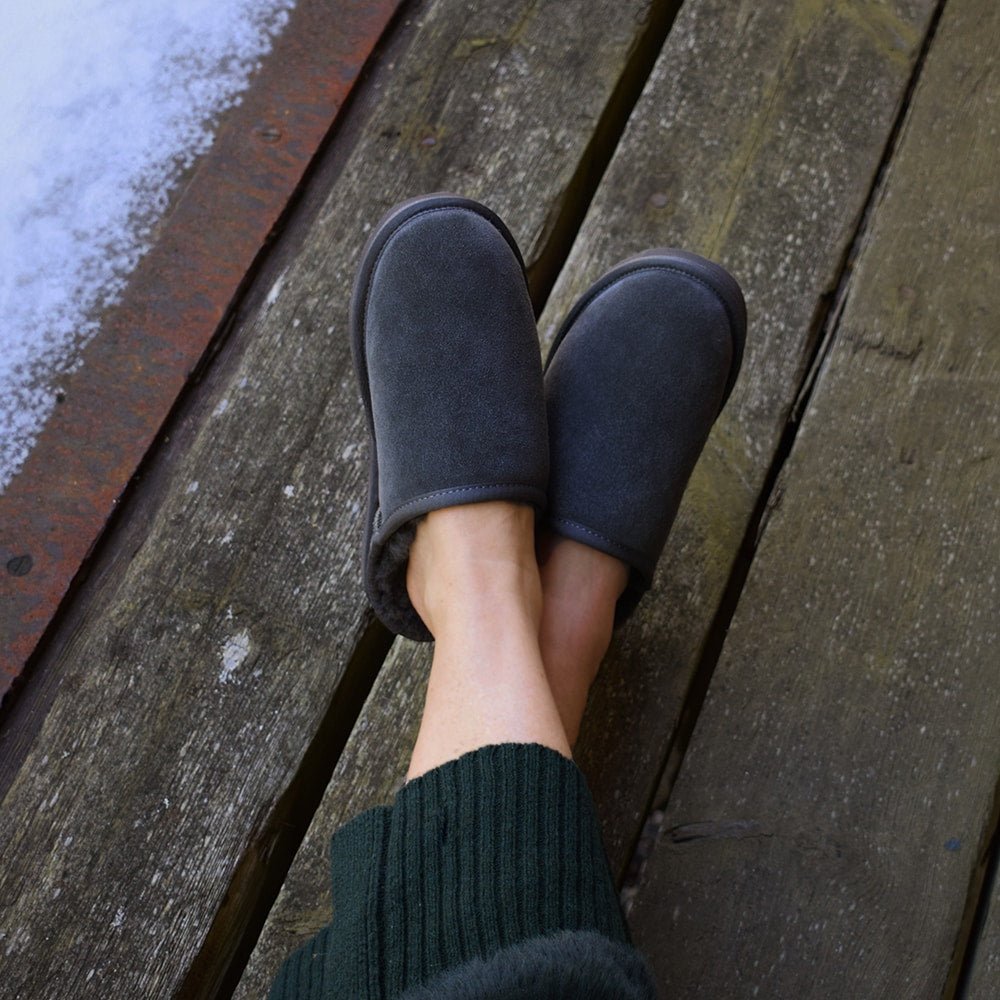 Minfot Fårskinnstofflor Vejle med sula Grå