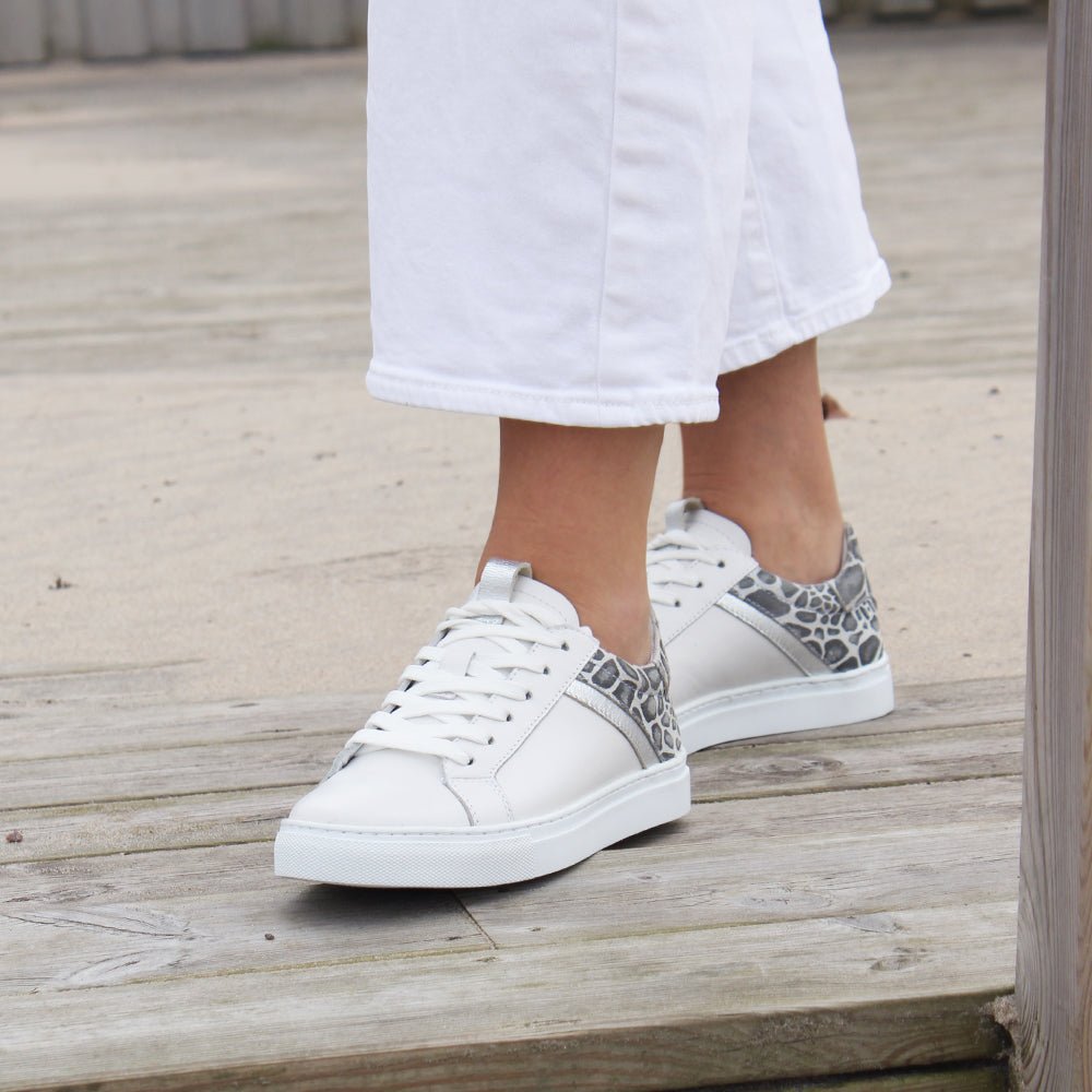 Minfot Comfort Sneakers Skinn Leopard Vit