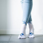 vita-stodstrumpor-med-blommor-minfot-flawless-walk-colibri