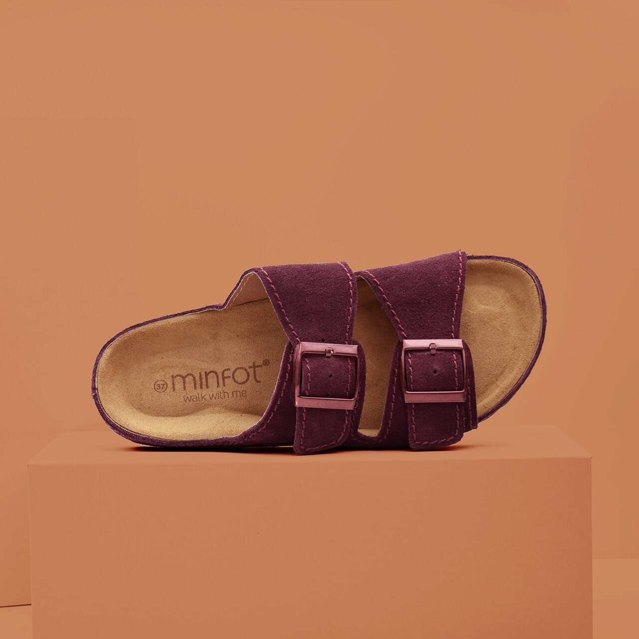 https://www.minfot.se/pub_docs/files/voss-mjuka-sandaler.jpg